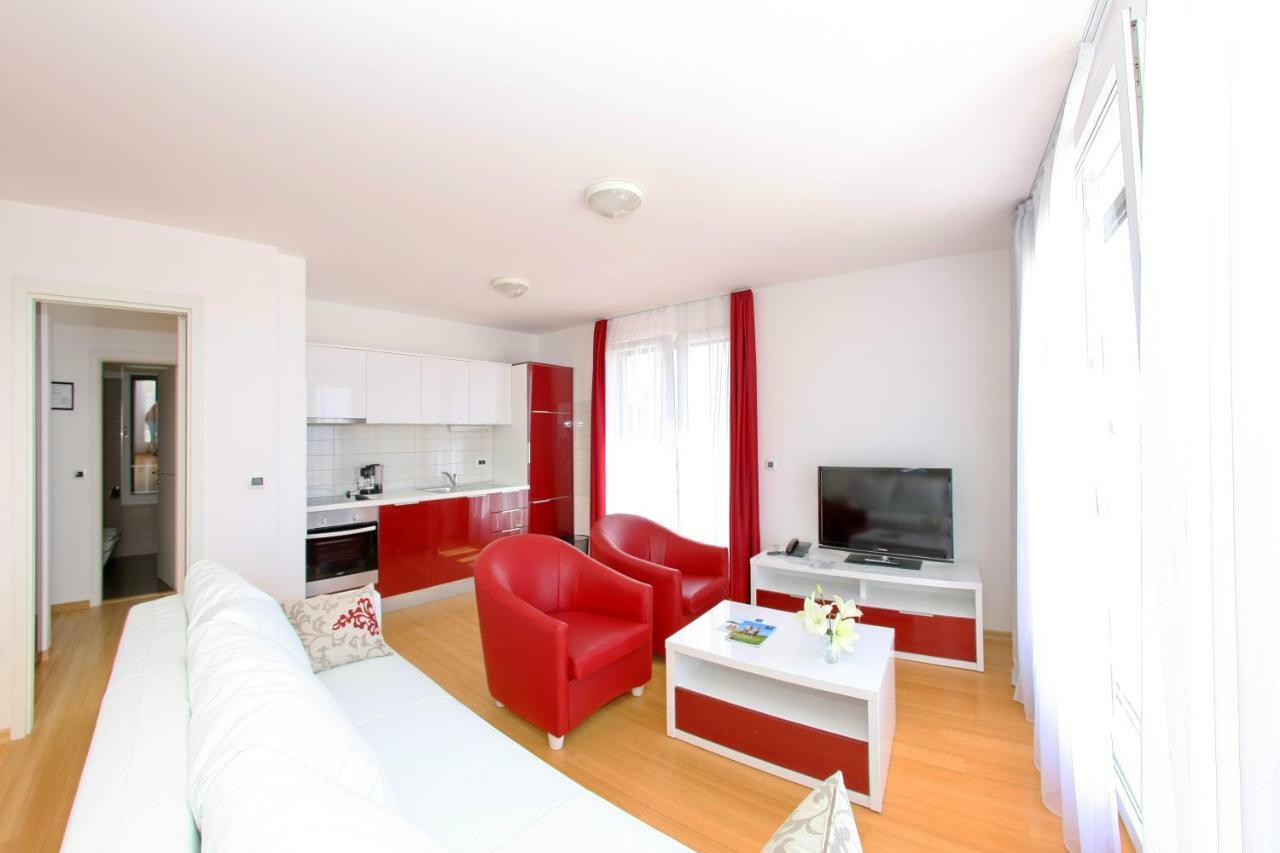 Sunset Apartment بيتريتْشاني المظهر الخارجي الصورة